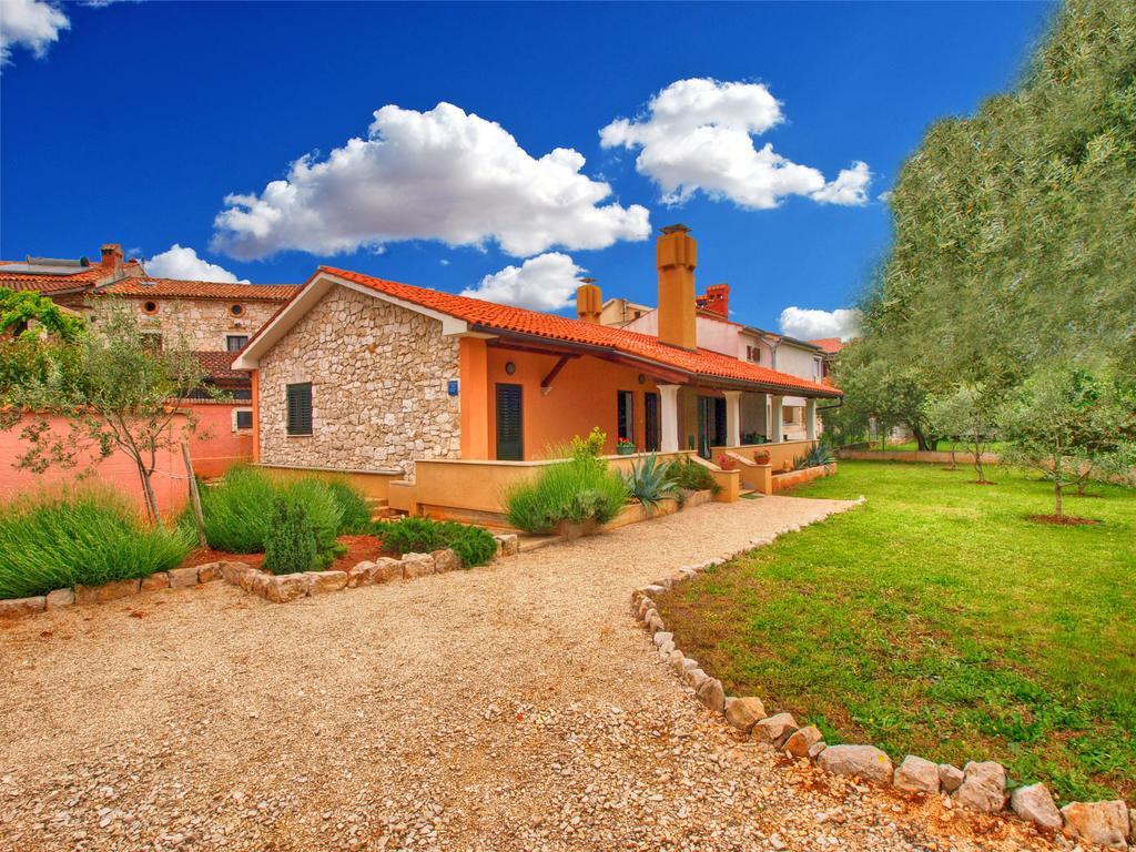 Vila House Franko 1330 Poreč Exteriér fotografie