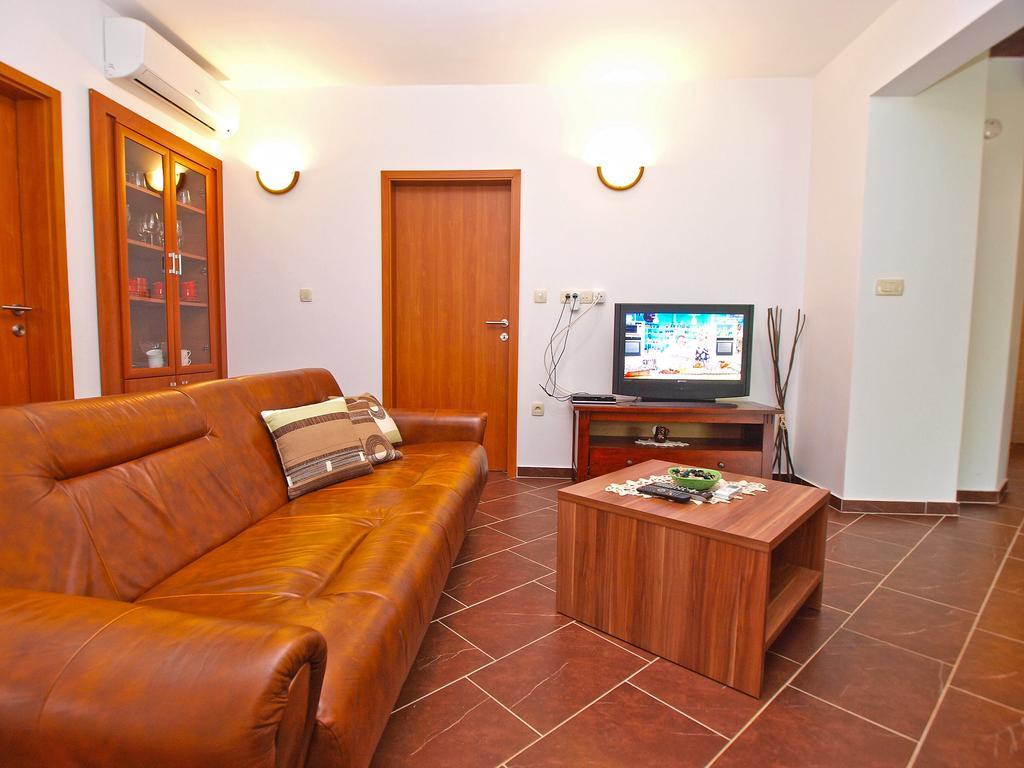 Vila House Franko 1330 Poreč Exteriér fotografie
