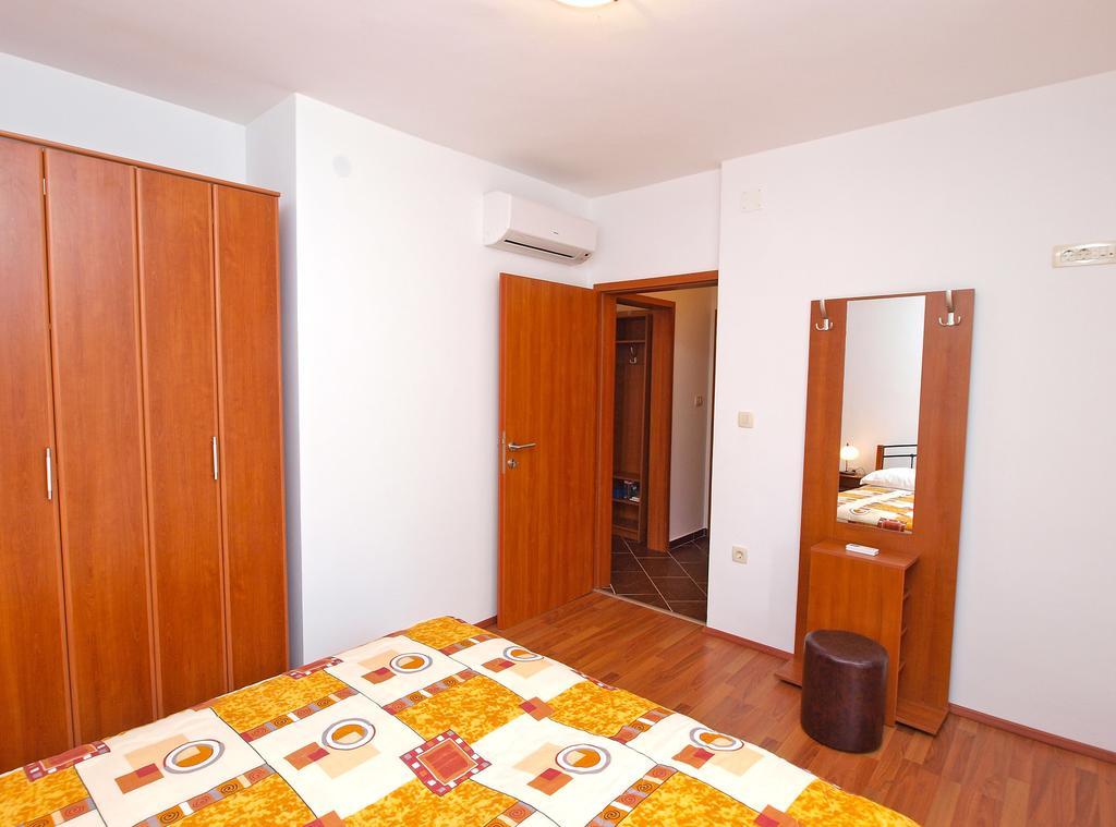 Vila House Franko 1330 Poreč Exteriér fotografie